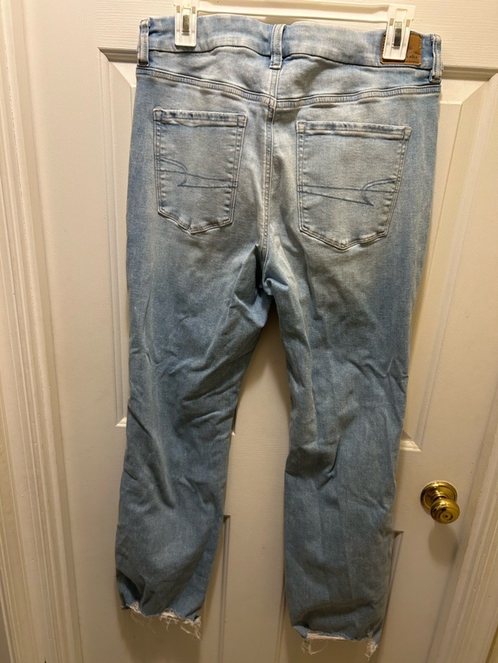 American Eagle Outfitters Light Blue Ripped Boyfriend Jeans - Picture 3 of 5